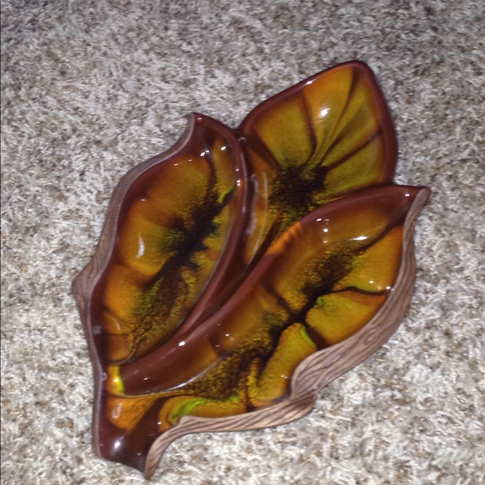 Leaf Dish - Picture 9 of 11